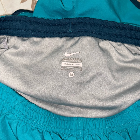 Nike Tempo Drifit Running Shorts - Picture 4 of 4